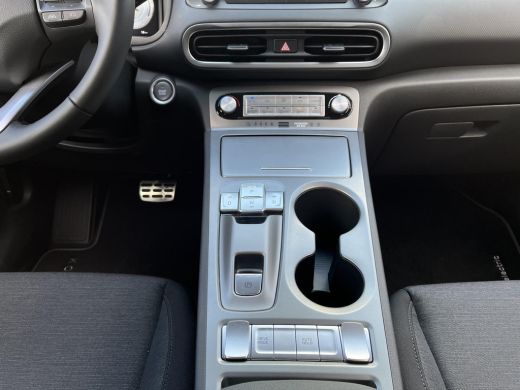 Hyundai KONA EV Pure 64 kWh | 9.000,- voorraad voordeel! | NU OF NOOIT ! ActivLease financial lease
