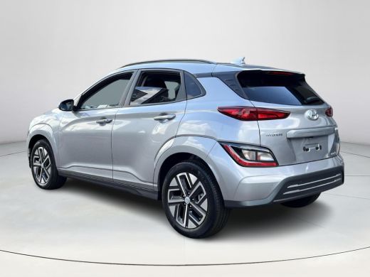 Hyundai KONA EV Pure 64 kWh | 9.000,- voorraad voordeel! | NU OF NOOIT ! ActivLease financial lease