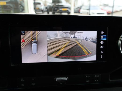 Mercedes Sprinter 319 3.0 CDI V6 190 PK AUT. L3H2 + DISTRONIC / LED / 360 CAMERA / BREEDBEELD MBUX ActivLease financial lease