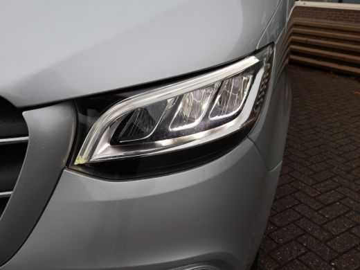 Mercedes Sprinter 319 3.0 CDI V6 190 PK AUT. L3H2 + DISTRONIC / LED / 360 CAMERA / BREEDBEELD MBUX ActivLease financial lease