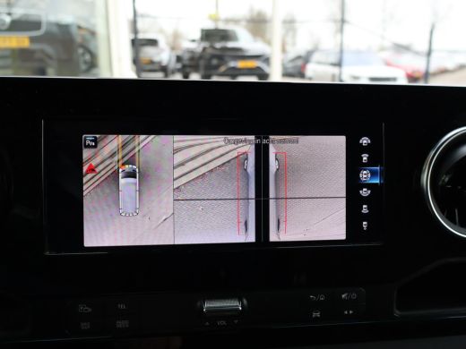 Mercedes Sprinter 319 3.0 CDI V6 190 PK AUT. L3H2 + DISTRONIC / LED / 360 CAMERA / BREEDBEELD MBUX ActivLease financial lease