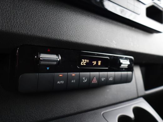 Mercedes Sprinter 319 3.0 CDI V6 190 PK AUT. L3H2 + DISTRONIC / LED / 360 CAMERA / BREEDBEELD MBUX ActivLease financial lease