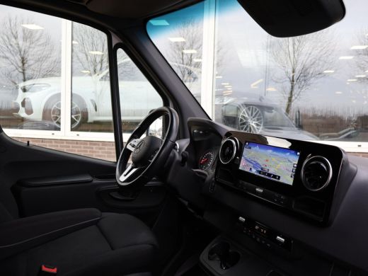 Mercedes Sprinter 319 3.0 CDI V6 190 PK AUT. L3H2 + DISTRONIC / LED / 360 CAMERA / BREEDBEELD MBUX ActivLease financial lease