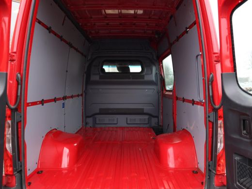 Mercedes Sprinter 519 3.0 CDI V6 AUT. *9.842 KM!* UNIEKE BUS DUBBEL LUCHT / 3500 KG TREKHAAK / STANDKACHEL / MBUX N... ActivLease financial lease