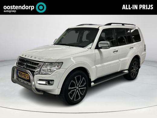 Mitsubishi Pajero 3.2 DI-D Automaat Mitsubishi Pajero 3.2 DI-D B-stijl Mitsubishi Pajero 3.2 DI-D Automaat Mitsubishi Pajero 3.2 DI-D B-stijl
