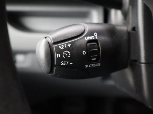 Toyota ProAce Worker 1.6 D-4D 3-ZITS EURO 6 LONG + TREKHAAK | IMPERIAAL | CRUISE CONTROL ActivLease financial lease