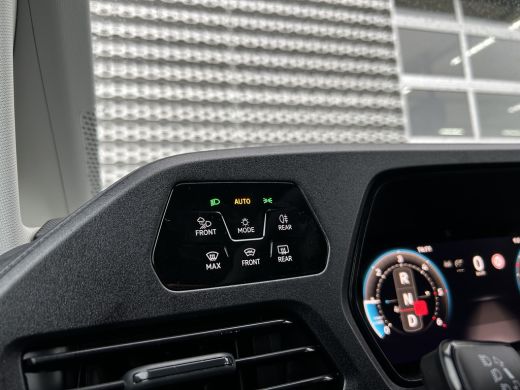Volkswagen Caddy DSG | Led | Trekhaak | Digitaal Display Camera | LMV | ActivLease financial lease