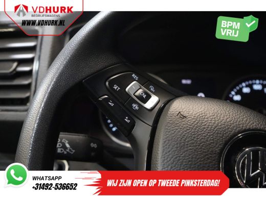 Volkswagen Crafter 2.0 TDI L3H2 Gev.stoel/ CarPlay/ Camera/ Cruise/ Airco/ 270Gr. deuren ActivLease financial lease