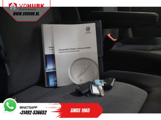 Volkswagen Crafter 2.0 TDI L3H2 Gev.stoel/ CarPlay/ Camera/ Cruise/ Airco/ 270Gr. deuren ActivLease financial lease
