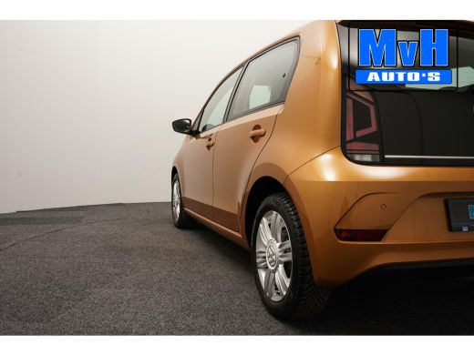 Volkswagen up! 1.0 BMT high up!|CRUISE|LEER|CLIMA|ORG.NL|LED ActivLease financial lease