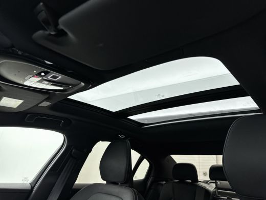 Volvo  S60 T6 Recharge AWD Ultimate Dark | 19" | Sportstoelen | Panoramadak | Head-up | Harman Kardon | Elek... ActivLease financial lease