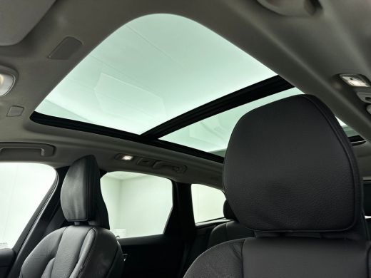 Volvo  XC60 T6 Recharge AWD Core Bright | Long Range | 20'' | Leder | Panoramadak | Elektrische stoelen | Pil... ActivLease financial lease