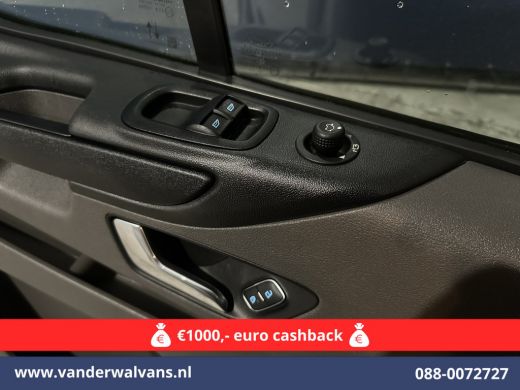 Ford Transit Custom 2.0 TDCI Automaat L1H1 Euro6 Airco | Apple Carplay | Camera | Cruisecontrol | Trekhaak parkeersen... ActivLease financial lease