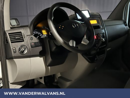 Mercedes Sprinter 316 CDI 163 pk L2H2 Euro6 Airco | 2800kg trekhaak | Cruiscontrol parkeersensoren ActivLease financial lease
