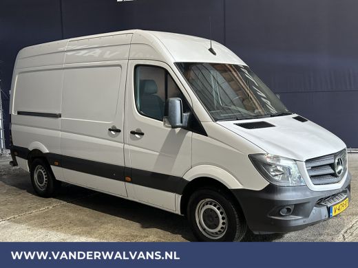 Mercedes-Benz Sprinter 316 CDI 163pk L2H2 Euro6 Airco | 2800kg Trekhaak | Cruisecontrol parkeersensoren, chauffeursstoel ActivLease financial lease