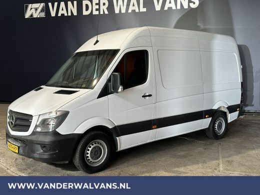 Mercedes-Benz Sprinter 316 CDI 163pk L2H2 Euro6 Airco | 2800kg Trekhaak | Cruisecontrol parkeersensoren, chauffeursstoel ActivLease financial lease