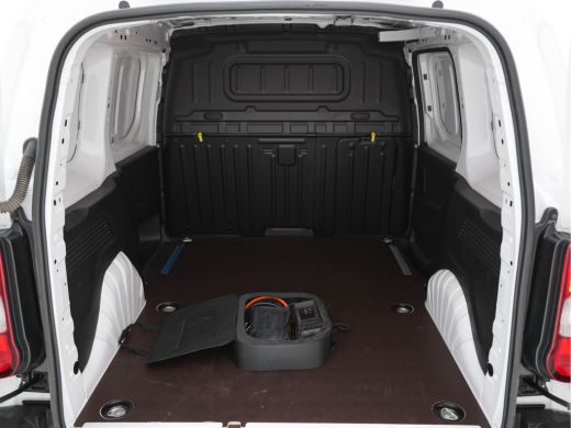 Opel Combo-e L1H1 Edition 50 kWh 3-Pers. [ 3-Fase ] Aut. * CCS-FASTLOADER  | AIRCO | DAB | CRUISE | PDC | COMF... ActivLease financial lease