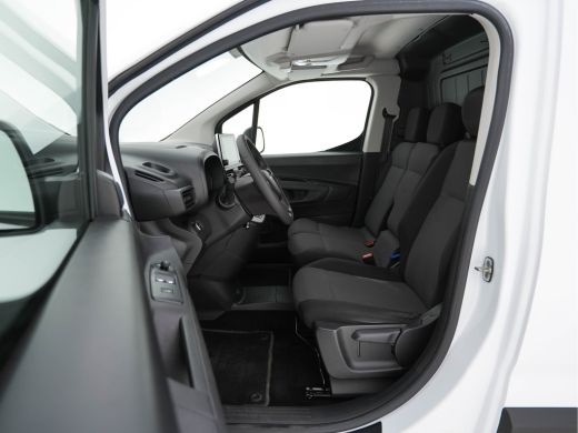 Opel Combo-e L1H1 Edition 50 kWh 3-Pers. [ 3-Fase ] Aut. * CCS-FASTLOADER  | AIRCO | DAB | CRUISE | PDC | COMF... ActivLease financial lease