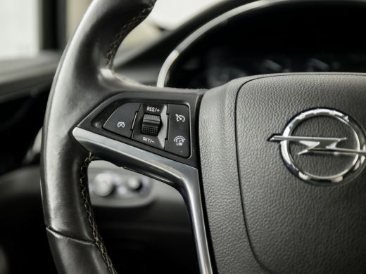 Opel Mokka X 1.4 Turbo Sport 141Pk (APPLE CARPLAY, GROOT NAVI, CLIMATE, GETINT GLAS, TREKHAAK, SPORTSTOELEN, P... ActivLease financial lease