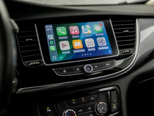 Opel Mokka X 1.4 Turbo Sport 141Pk (APPLE CARPLAY, GROOT NAVI, CLIMATE, GETINT GLAS, TREKHAAK, SPORTSTOELEN, P... ActivLease financial lease