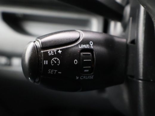 Toyota ProAce 2.0 D-4D 122 PK NAVIGATOR LONG + NAVIGATIE / TREKHAAK / IMPERIAAL ActivLease financial lease