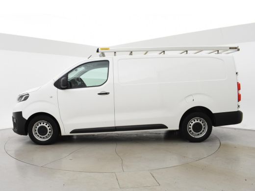 Toyota ProAce 2.0 D-4D 122 PK NAVIGATOR LONG + NAVIGATIE / TREKHAAK / IMPERIAAL ActivLease financial lease