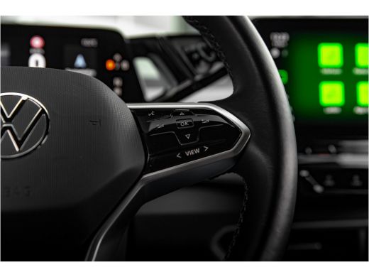 Volkswagen ID.3 Pure 45 kWh | Camera | Carplay | Navigatie | 18" LMV | Keyless ActivLease financial lease