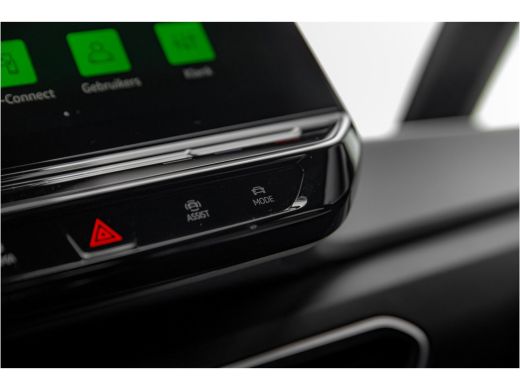 Volkswagen ID.3 Pure 45 kWh | Camera | Carplay | Navigatie | 18" LMV | Keyless ActivLease financial lease