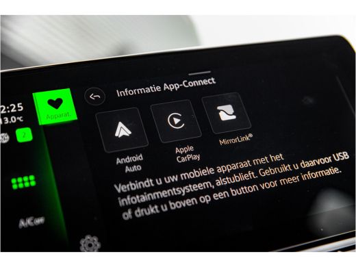 Volkswagen ID.3 Pure 45 kWh | Camera | Carplay | Navigatie | 18" LMV | Keyless ActivLease financial lease
