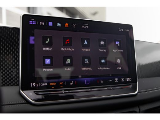 Volkswagen Tiguan Life Edition - eHybrid Inclusief €2000,- inruilvoordeel | 'App-Connect' draadloze smartphone inte... ActivLease financial lease