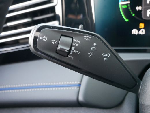 Volkswagen Tiguan R-Line Edition - eHybrid | 'App-Connect' draadloze smartphone integratie | Afstandscontrolesystee... ActivLease financial lease