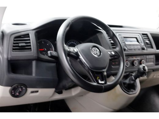 Volkswagen Transporter T6 2.0 TDI E6 L1H1 Highline D.C. LED/ACC 02-2019 ActivLease financial lease