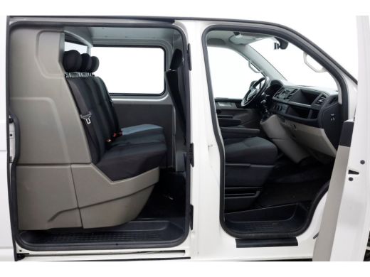 Volkswagen Transporter T6 2.0 TDI E6 L1H1 Highline D.C. LED/ACC 02-2019 ActivLease financial lease