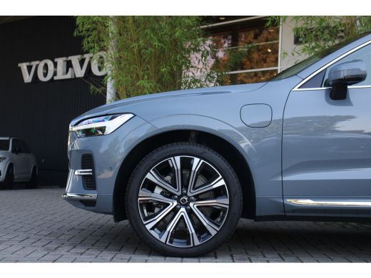 Volvo  XC60 Recharge T6 AWD 350pk Plus Bright | Adaptive Cruise | BLIS | Schuifdak | Memory Seats | 360 Camera ActivLease financial lease