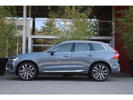 Volvo  XC60 Recharge T6 AWD 350pk Plus Bright | Adaptive Cruise | BLIS | Schuifdak | Memory Seats | 360 Camera ActivLease financial lease
