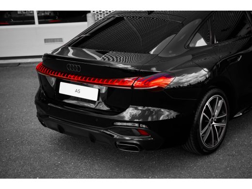 Audi A5 Limousine S edition | Adaptive cruise control | Aluminium optiek in het interieur | Audi smartpho... ActivLease financial lease