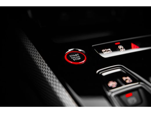 Audi A5 Limousine S edition | Adaptive cruise control | Aluminium optiek in het interieur | Audi smartpho... ActivLease financial lease