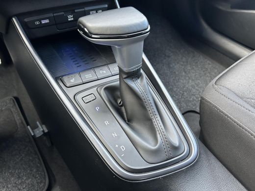 Hyundai Bayon 1.0 T-GDI Premium Automaat | Kop-er-af-Voordeel! | Garantie t/m 04.2029! | Rijklaarprijs! | ActivLease financial lease