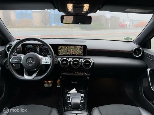 Mercedes A-Klasse 180 Business Solution AMG-PAKKET ActivLease financial lease