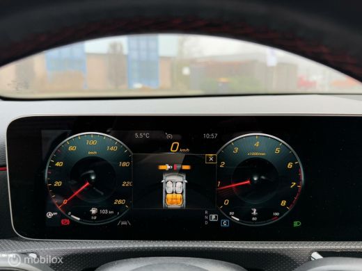 Mercedes A-Klasse 180 Business Solution AMG-PAKKET ActivLease financial lease