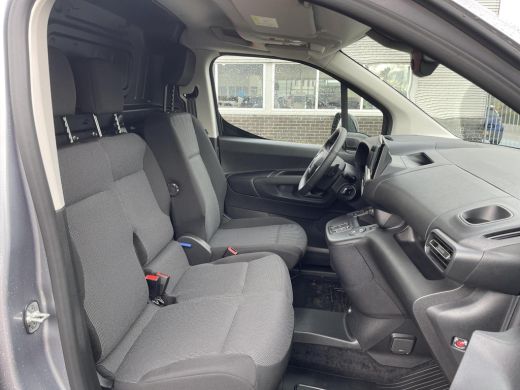 Toyota PROACE CITY Electric Challenger 50 kWh ActivLease financial lease