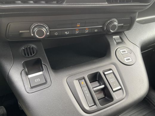 Toyota PROACE CITY Electric Challenger 50 kWh ActivLease financial lease