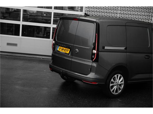 Volkswagen Caddy | DSG 122 pk | Trekhaak | Led Verlichting | LMV 17" | Camera | Digitaal Dashboard | Navi ActivLease financial lease