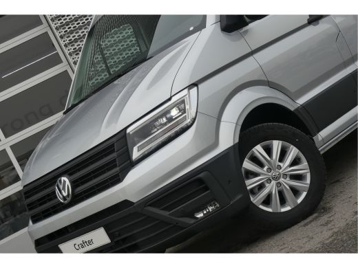 Volkswagen Crafter 35 | Automaat 140 | Led | Adaptive Cruise | Camera | Navigatie | Exclusive ActivLease financial lease