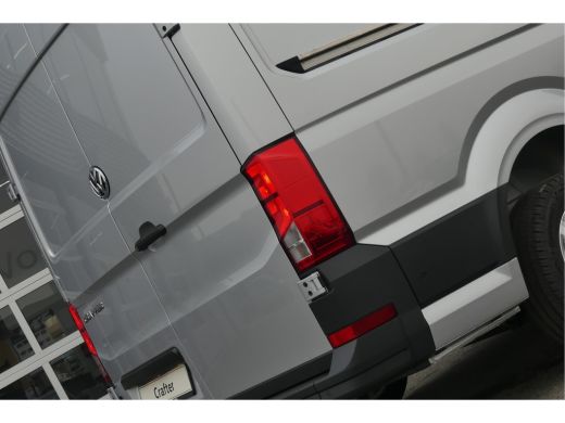 Volkswagen Crafter 35 | Automaat 140 | Led | Adaptive Cruise | Camera | Navigatie | Exclusive ActivLease financial lease