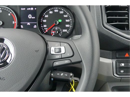 Volkswagen Crafter 35 | Automaat 140 | Led | Adaptive Cruise | Camera | Navigatie | Exclusive ActivLease financial lease
