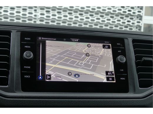 Volkswagen Crafter 35 | Automaat 140 | Led | Adaptive Cruise | Camera | Navigatie | Exclusive ActivLease financial lease