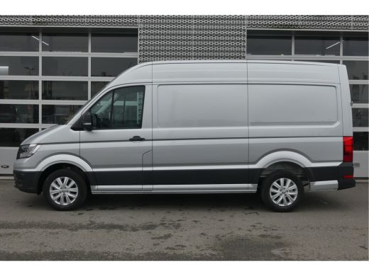 Volkswagen Crafter 35 | Automaat 140 | Led | Adaptive Cruise | Camera | Navigatie | Exclusive ActivLease financial lease