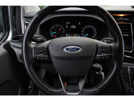 Ford Transit Custom 320 2.0 TDCI L2H1 PLATINUM DC AUTOMAAT 5-PERSOONS | 1E EIGENAAR! | NL-AUTO! | DUBBELE SCHUIFDEUR ... ActivLease financial lease