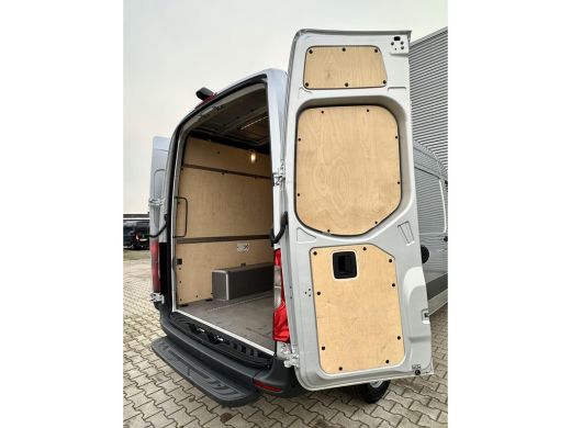 Mercedes Sprinter 317 CDI L2H2 RWD Zilver Grijs ActivLease financial lease